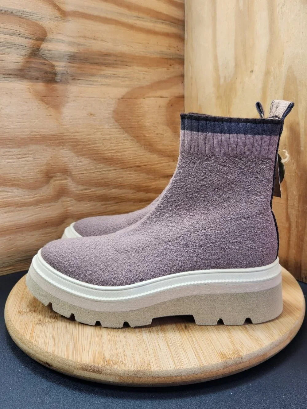 Like New Sofft Provea Womens Sock Ankle Platform Chunky Heel Boots Size 7